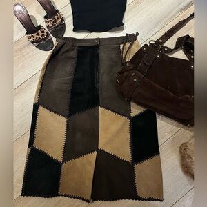 Vintage Robert Louis patchwork skirt
100% suede